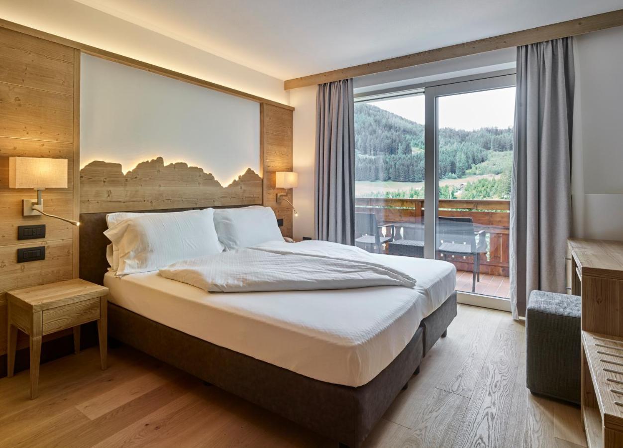 Hotel Shandranj Tesero Buitenkant foto