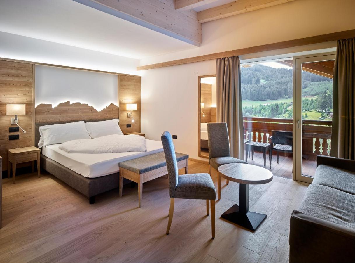 Hotel Shandranj Tesero Buitenkant foto