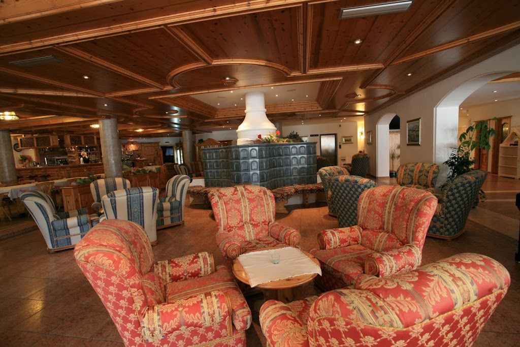 Hotel Shandranj Tesero Buitenkant foto