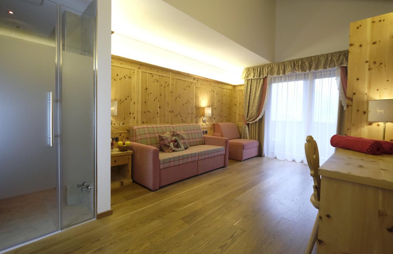 Hotel Shandranj Tesero Buitenkant foto