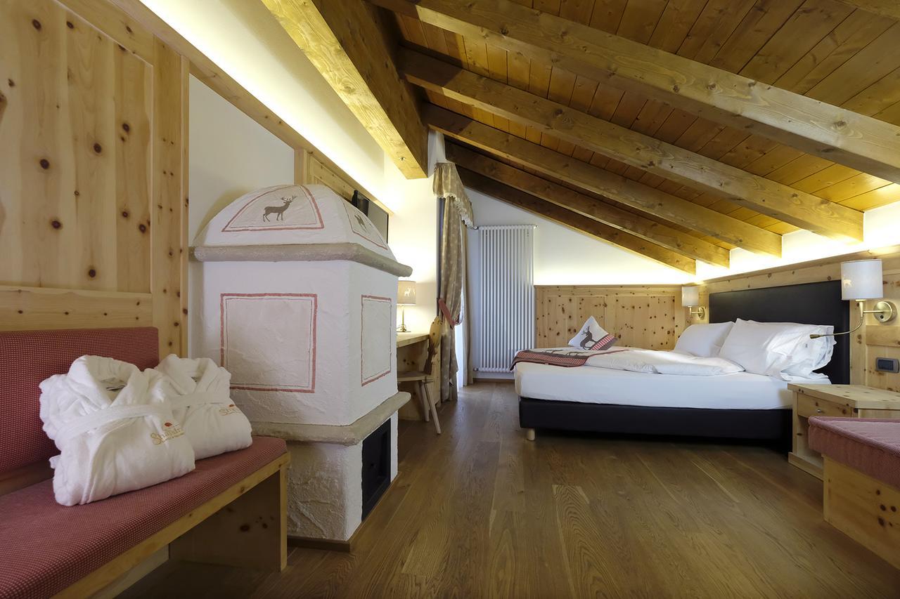 Hotel Shandranj Tesero Buitenkant foto