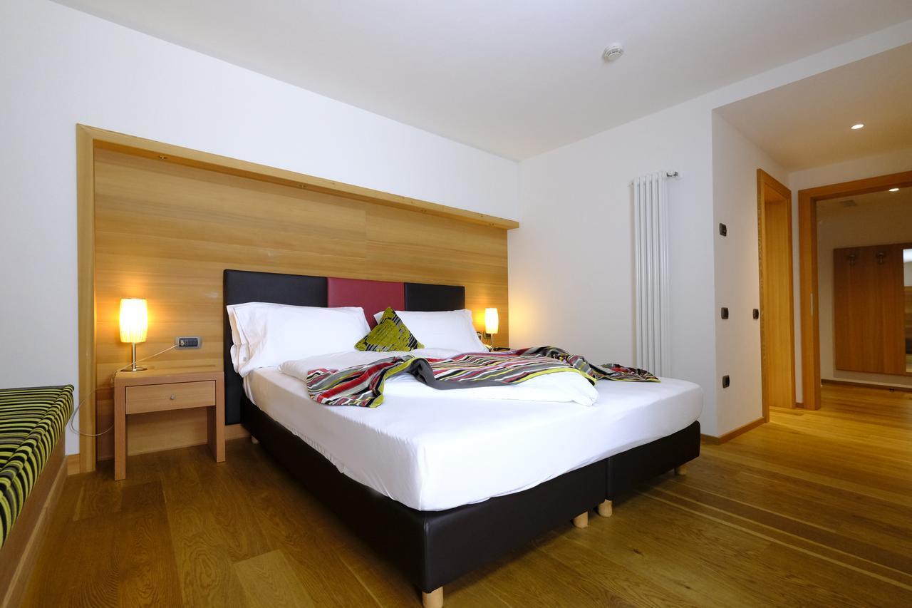 Hotel Shandranj Tesero Buitenkant foto